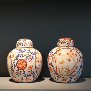 Imari vases