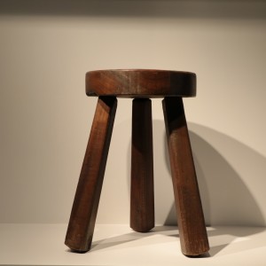 Tripod milking stool